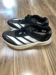 Adidas Boston 13 - Size 9 UK