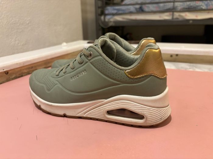 Skechers size 37 (uk 4 | us 7)