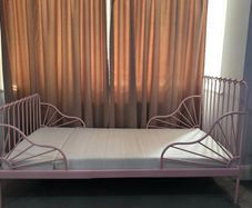 single bed