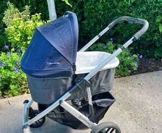 Uppa Baby Vista travel system