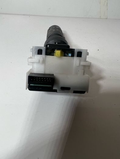 NISSAN Qashqai  2011 Turn switch knob Niles 14425 Light Switch A1l2b35s