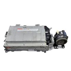 Toyota aqua hybrid battery