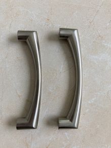 Kitchen cabinet handles