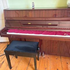 Yamaha M5J Upright Piano