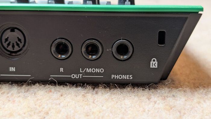 Roland TB-3