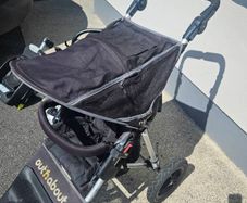 Out n About Single Nipper & Maxi Cosi Bundle