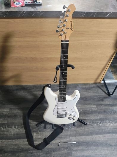 Guitar Aria pro 2 HSS