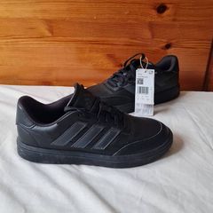 2024 adidas courtblock Size 6 eu 39 and 2/3 black leather bnwt
