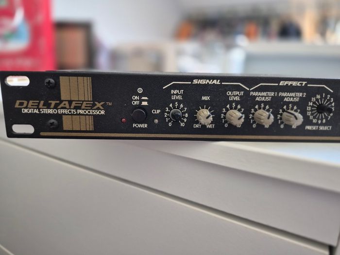 Digital Stereo Effects Processor