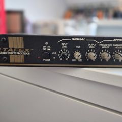 Digital Stereo Effects Processor