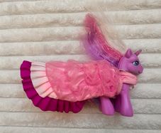 My Little Pony Lily Lightly Unicorn Light Up With Dress Damaged Dirty Lash approx. 12 cm. Used Please see photos