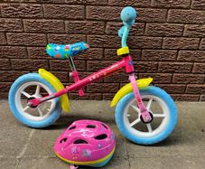Peppa Pig balance bike + helmet