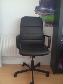 desk chair