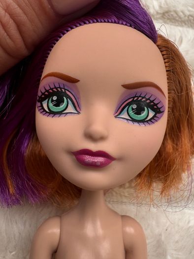 Ever After High Doll Poppy O'Hair 1st Chapter Used Please see photos