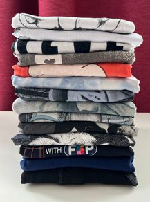 Bundle of T-shirts Size L