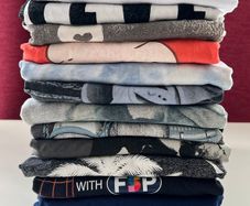 Bundle of T-shirts Size L
