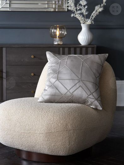Next Cushion New