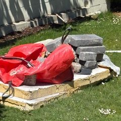 Building bricks and insulation