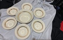 Grindley Creampetal range dessert service bowls