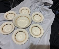 Grindley Creampetal range dessert service bowls