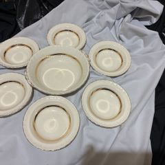 Grindley Creampetal range dessert service bowls