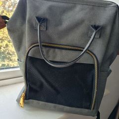 pet carrier