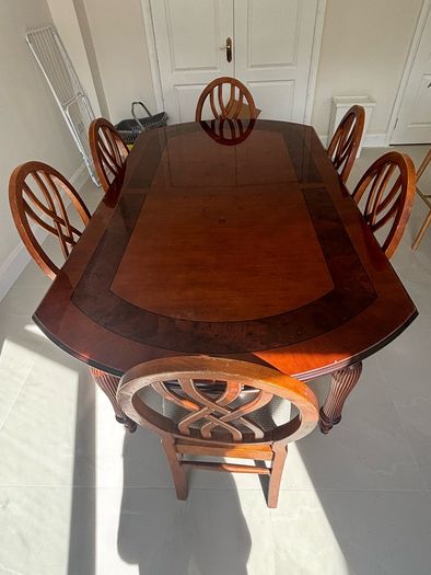 Kitchen Table with 6 Chairs