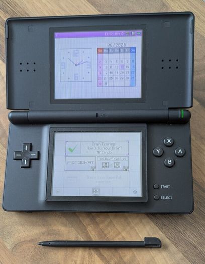 Nintendo DS Lite