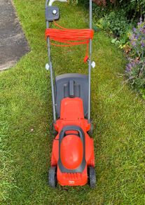 Flymo SimpliMow 300 Electric Lawnmower