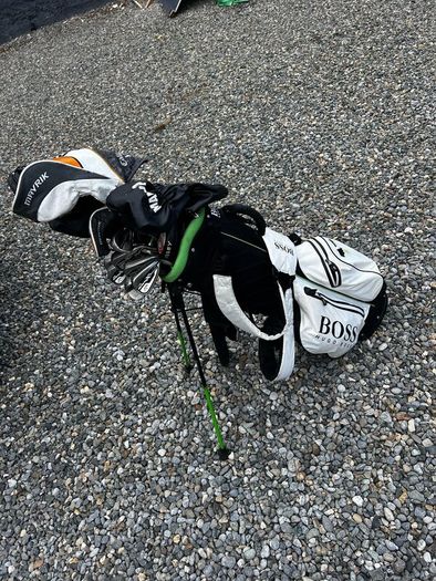 Golf bag (no clubs)