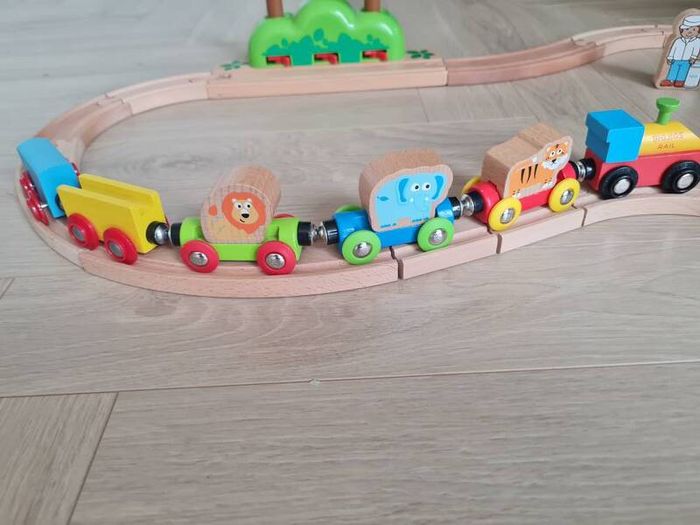 Hape Music and Monkey Railway