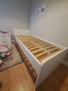 Kids single bed