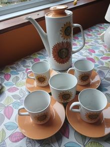 J&G Meakin Coffee Set