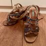 Shoes size 5 Image 2
