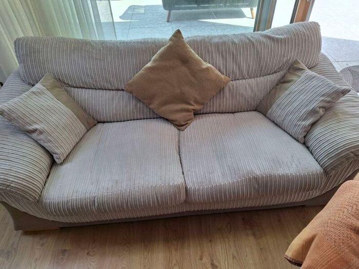 3 seater couch