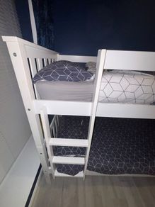 single bunk bed