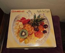 Brand new 1970's Apple shaped Dessert Bowls set