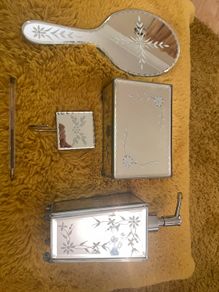 Vintage Style Bevelled Mirror Set