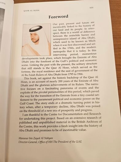 Qasr Al Hosn. The History Of The Rulers Of Abu Dhabi 1793-1966. By Dr Jayanti Maitra Afra Al-hajji. First Edition Hardback With Dustjacket In Good Condition.  See Photos For Same.