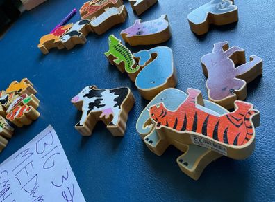 Lanka kade wooden animals