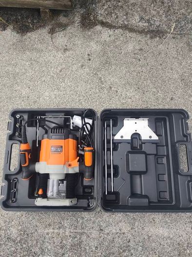 Black & Decker Router