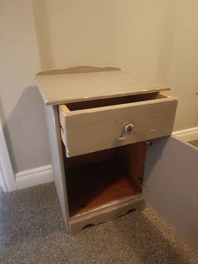 Solid Pine Bedside Locker - Coffee Chalk Paint