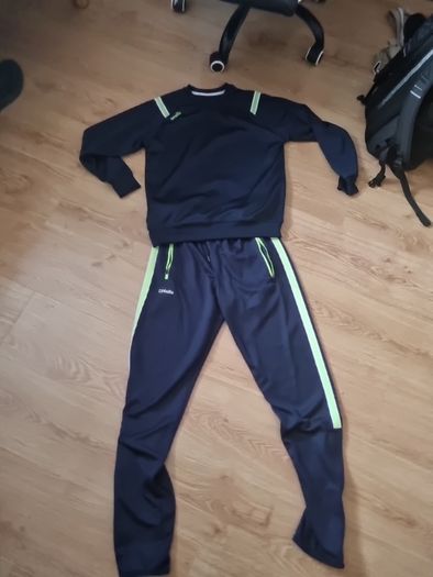 tracksuit