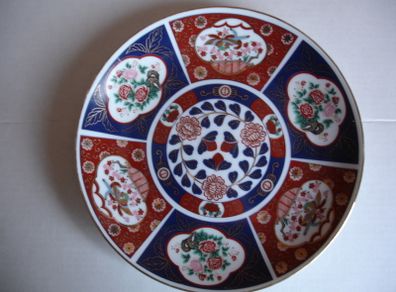 Gold  Imari  Handpainted   Plate 16cm