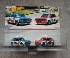 Hot Wheels Premium Car Culture '71 Bre Datsun 2-Pack 1:64 Diecast Real Riders