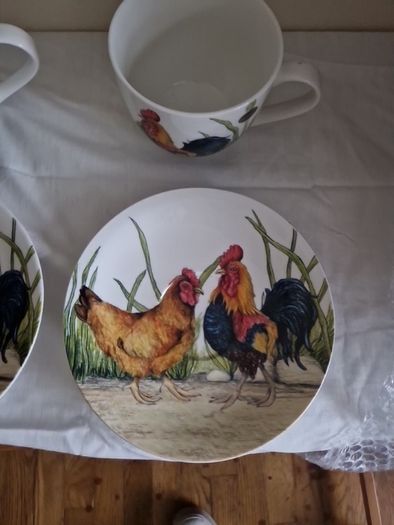 leonardo cups &  saucers