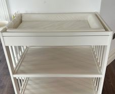 IKEA Gulliver changing table