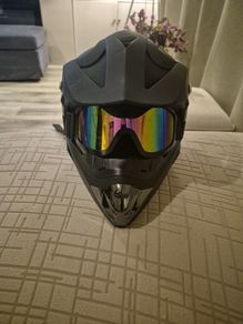 mountain bike helmet