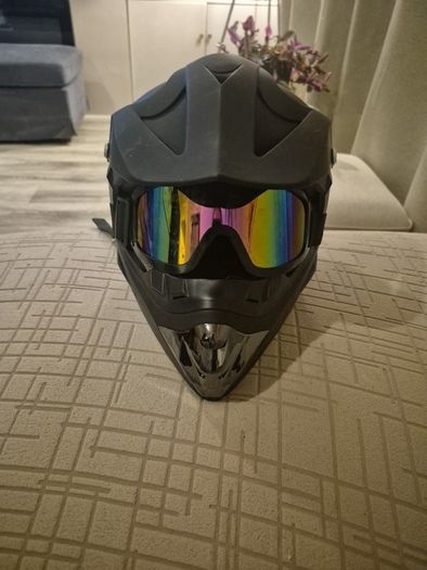mountain bike helmet