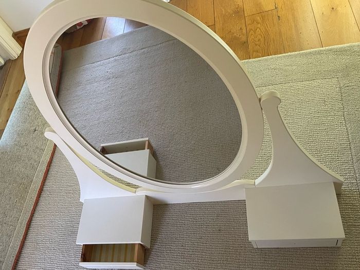 Hemnes Dresser Drawers with Oval Mirror